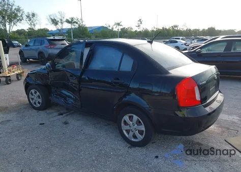 2009 Hyundai Accent Gls z USA, uszkodzony, nr VIN KMHCN46C49U315473